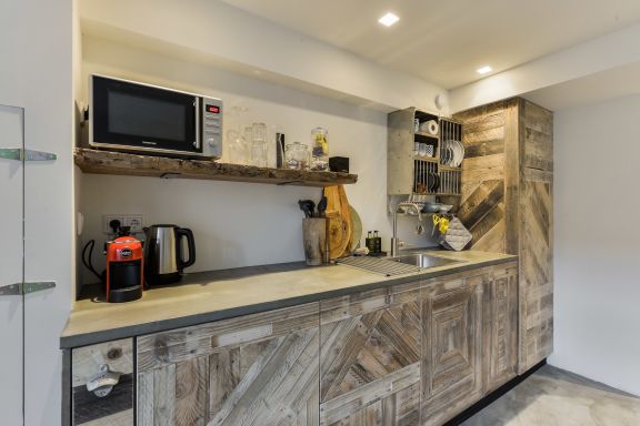 Luxury beach studio incl. parking spot 