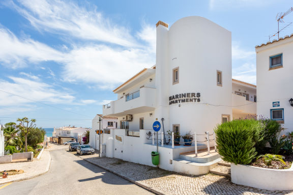 Mariners (1) - Bright and stylish apartment - walk to the beach