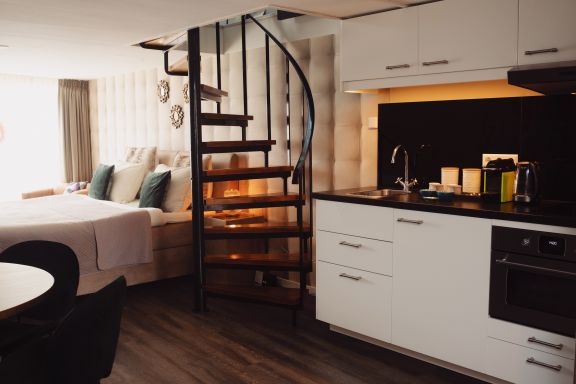 City Attic Haarlem, 4-Personen-Apartment mit Terrasse