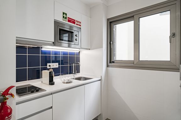 Drapes, Design Apartments 3B