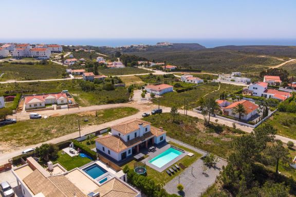 Casa Amizade - with amazing ocean views 