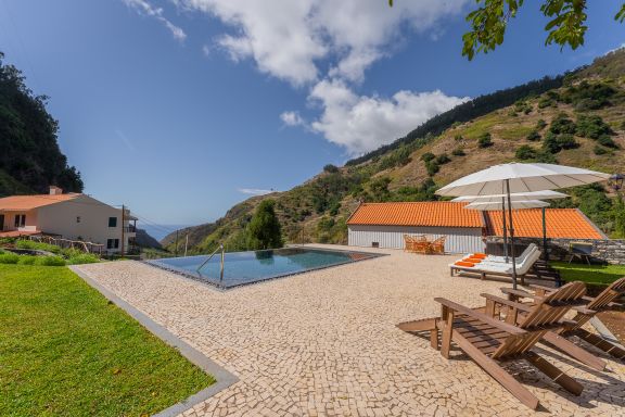Solar dos Reis 3, double room com pequeno-almoço