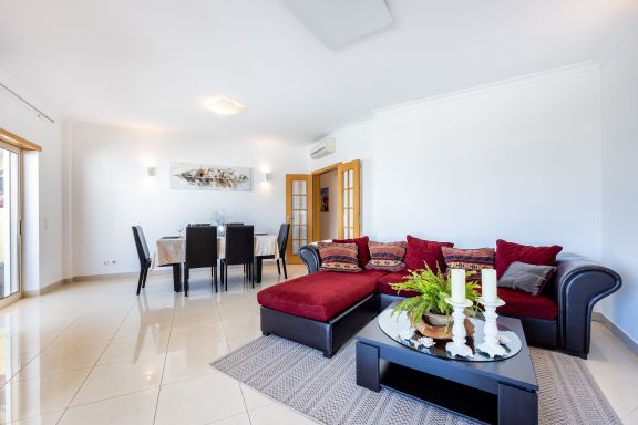 Apartment Gloria - stylish 2 bedroom apartment