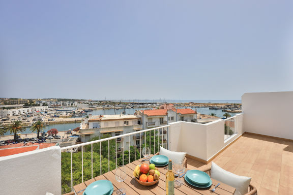 City Centre Ocean View Apartment