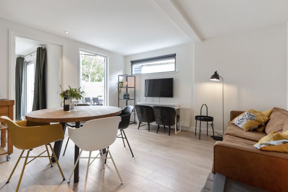 Amsterdam Dunes Holiday Home with private Garden and Parking