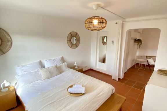 Casa Branca - Recently renovated with your own private valley