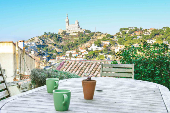 Avec terrasse