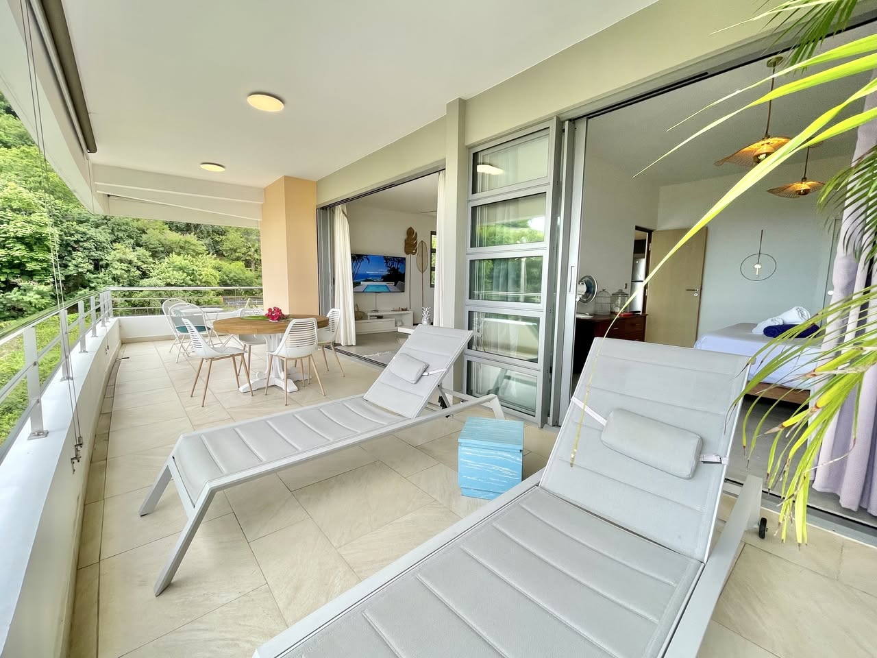 Sold two-bedroom apartment — Tetavake