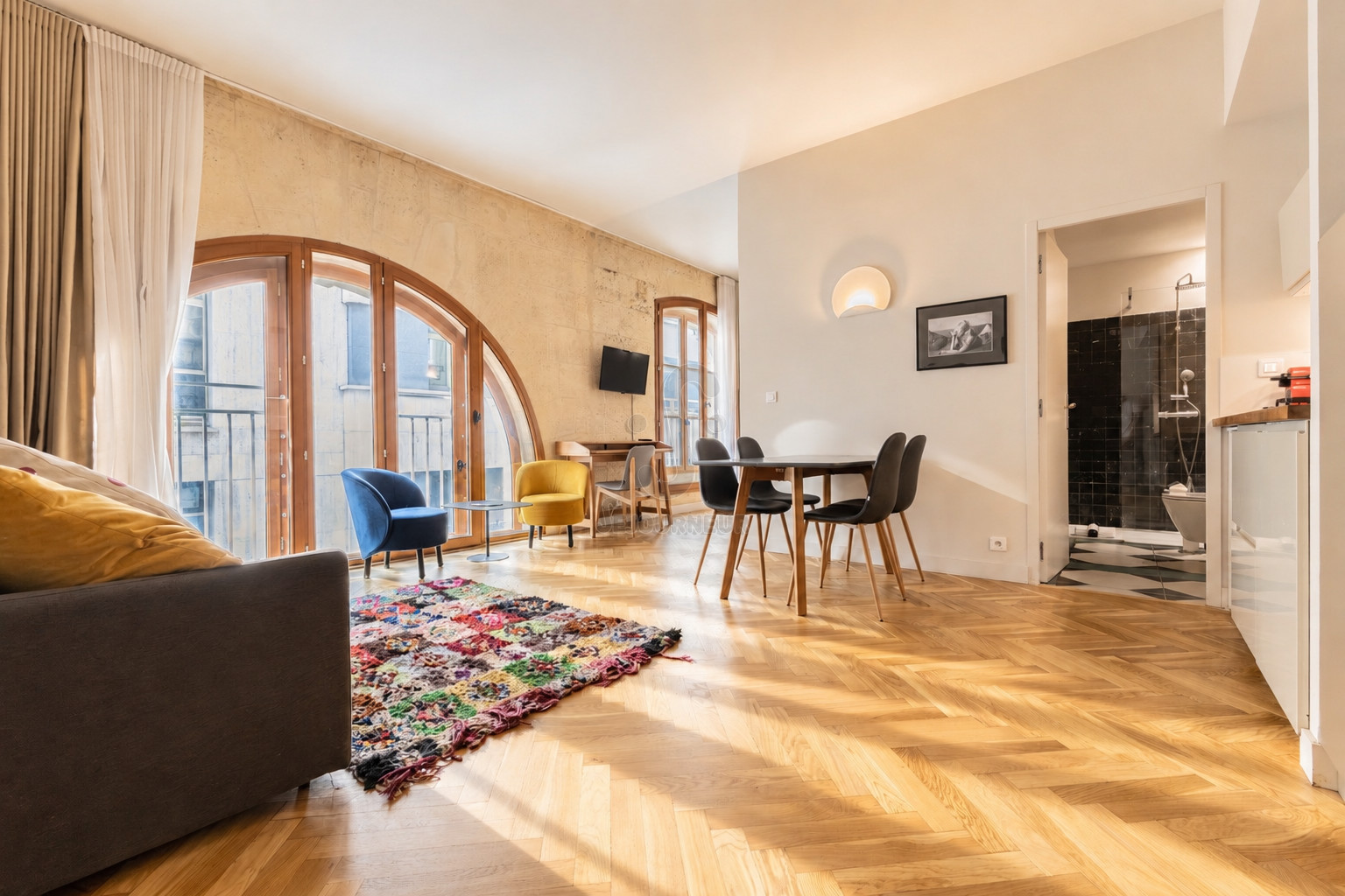 Les Suites #04 – BDX