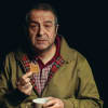 Mark Thomas as Frankie Donnelly