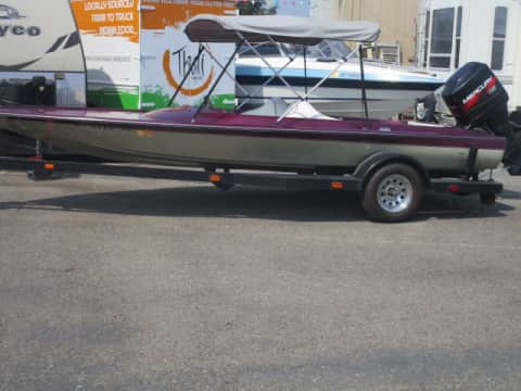 1973 Kona 19 Ft Pleasure Boat boat for sale Any Town, IA - stock number 4076