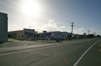 Showrooms / Bulky Goods commercial property leased at Unit 3/90 King Road East Bunbury WA 6230