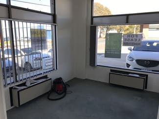 Offices commercial property leased at Unit 1/196-198 Gladstone Street Fyshwick ACT 2609 Offices commercial property leased at Unit 1/196-198 Gladstone Street Fyshwick ACT 2609