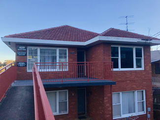 Medical / Consulting commercial property leased at 409 Crown Street Wollongong NSW 2500