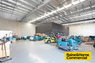 Factory, Warehouse & Industrial commercial property leased at 31 Meakin Road Meadowbrook QLD 4131