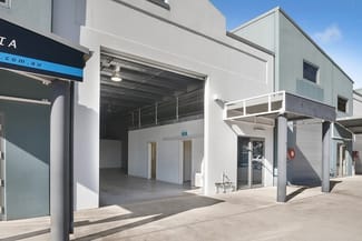 Showrooms / Bulky Goods commercial property leased at 2/24 Strathmore Road Caves Beach NSW 2281