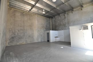 Factory, Warehouse & Industrial commercial property leased at Unit 12, 58 Keane Street Currajong QLD 4812