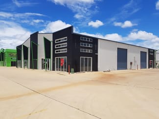 Factory, Warehouse & Industrial commercial property leased at 14, 96 Mt Perry Road Bundaberg North QLD 4670