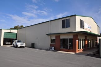 Factory, Warehouse & Industrial commercial property leased at 3/78 Hattam Street Golden Square VIC 3555