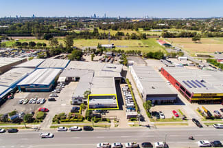 Showrooms / Bulky Goods commercial property leased at 1/61 Lawrence Drive, Nerang QLD 4211