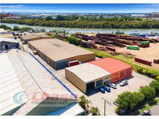 Factory, Warehouse & Industrial commercial property leased at 52 Aquarium Avenue Hemmant QLD 4174