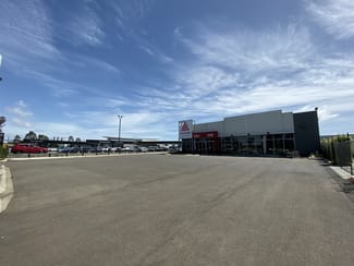 Showrooms / Bulky Goods commercial property leased at 370 Cooper Street Epping VIC 3076 Showrooms / Bulky Goods commercial property leased at 370 Cooper Street Epping VIC 3076