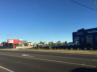 Showrooms / Bulky Goods commercial property leased at Shed 2/93 Bargara Road Bundaberg East QLD 4670 Showrooms / Bulky Goods commercial property leased at Shed 2/93 Bargara Road Bundaberg East QLD 4670