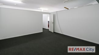 Showrooms / Bulky Goods commercial property leased at 140 Hawthorne Road Hawthorne QLD 4171