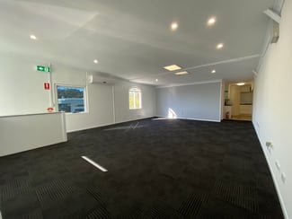 Showrooms / Bulky Goods commercial property leased at 1a/15 Hutchinson Street Burleigh Heads QLD 4220 Showrooms / Bulky Goods commercial property leased at 1a/15 Hutchinson Street Burleigh Heads QLD 4220