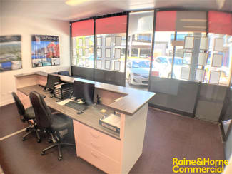 Shop & Retail commercial property leased at 27/42 Bundall Road Bundall QLD 4217 Shop & Retail commercial property leased at 27/42 Bundall Road Bundall QLD 4217