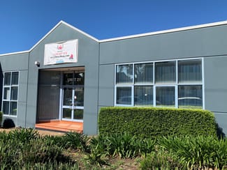 Factory, Warehouse & Industrial commercial property leased at Peakhurst NSW 2210