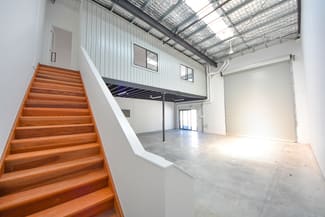 Factory, Warehouse & Industrial commercial property leased at 4/1 Hornet Place Burleigh Heads QLD 4220