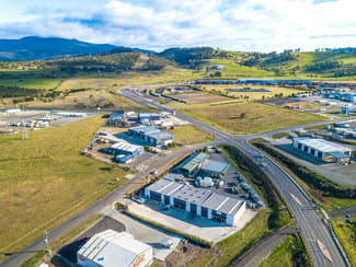 Showrooms / Bulky Goods commercial property leased at Unit 1/20 Crooked Billet Drive Bridgewater TAS 7030 Showrooms / Bulky Goods commercial property leased at Unit 1/20 Crooked Billet Drive Bridgewater TAS 7030