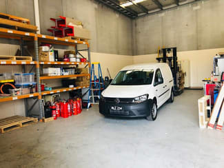 Factory, Warehouse & Industrial commercial property leased at B/5 Carl Court Hallam VIC 3803