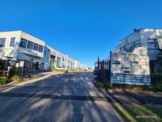 Factory, Warehouse & Industrial commercial property leased at 32/75 Corish Circle Banksmeadow NSW 2019