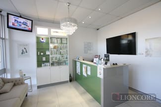 Shop & Retail commercial property leased at Upper Mount Gravatt QLD 4122
