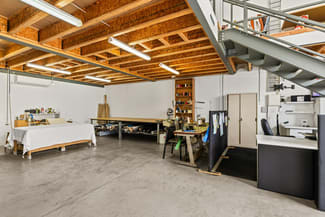 Showrooms / Bulky Goods commercial property leased at 19/10 Anderson St Banksmeadow NSW 2019