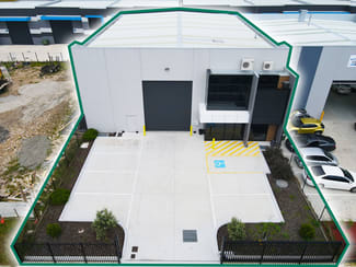 Showrooms / Bulky Goods commercial property leased at 9 Keira Street Clyde North VIC 3978 Showrooms / Bulky Goods commercial property leased at 9 Keira Street Clyde North VIC 3978