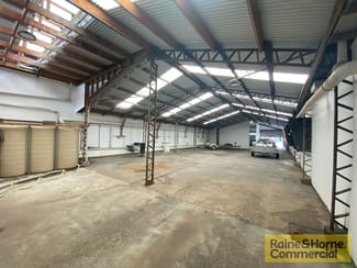 Showrooms / Bulky Goods commercial property leased at 188 Abbotsford Road Bowen Hills QLD 4006 Showrooms / Bulky Goods commercial property leased at 188 Abbotsford Road Bowen Hills QLD 4006