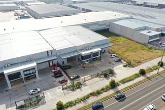 Factory, Warehouse & Industrial commercial property leased at 235 Kurrajong Road Prestons NSW 2170