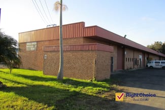 Factory, Warehouse & Industrial commercial property leased at 1/118 Industrial Road Oak Flats NSW 2529 Factory, Warehouse & Industrial commercial property leased at 1/118 Industrial Road Oak Flats NSW 2529