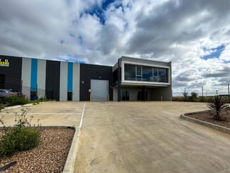 Factory, Warehouse & Industrial commercial property leased at 7 Schembri Drive Truganina VIC 3029
