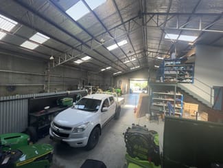 Factory, Warehouse & Industrial commercial property leased at Whole Property/40 Yass Road Queanbeyan NSW 2620