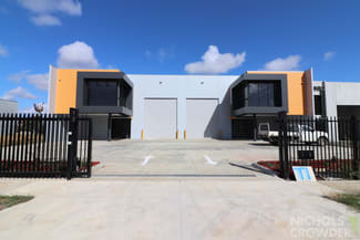 Factory, Warehouse & Industrial commercial property leased at 1/77 Industrial Circuit Cranbourne West VIC 3977