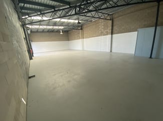Factory, Warehouse & Industrial commercial property leased at 2b/8 Robison Street Park Avenue QLD 4701 Factory, Warehouse & Industrial commercial property leased at 2b/8 Robison Street Park Avenue QLD 4701