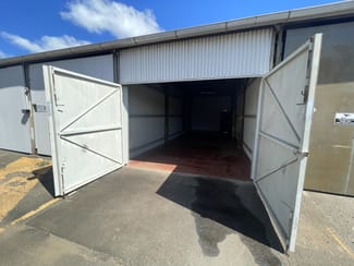 Factory, Warehouse & Industrial commercial property leased at Bay 15/177-185 Anzac Avenue Harristown QLD 4350 Factory, Warehouse & Industrial commercial property leased at Bay 15/177-185 Anzac Avenue Harristown QLD 4350