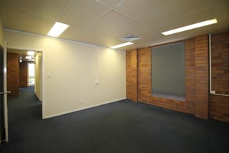 Offices commercial property leased at 3/115 Egerton Street Emerald QLD 4720