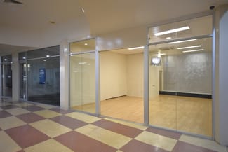 Shop & Retail commercial property for lease at 13/519-525 Dean Street Albury NSW 2640