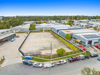 Showrooms / Bulky Goods commercial property leased at 3-7 Bowen St Slacks Creek QLD 4127 Showrooms / Bulky Goods commercial property leased at 3-7 Bowen St Slacks Creek QLD 4127