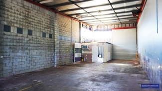 Showrooms / Bulky Goods commercial property leased at Lawnton QLD 4501